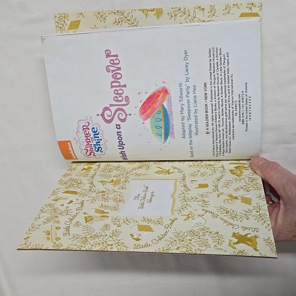 Shimmer & Shine LOT Little Golden Book & 2 Dolls Genie Mattel Viacom Nickelodeon - Picture 11 of 17